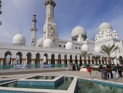 Intip Keindahan Masjid Sheikh Zayed di Solo, Jateng, Simbol Modernisasi Islam Kekinian